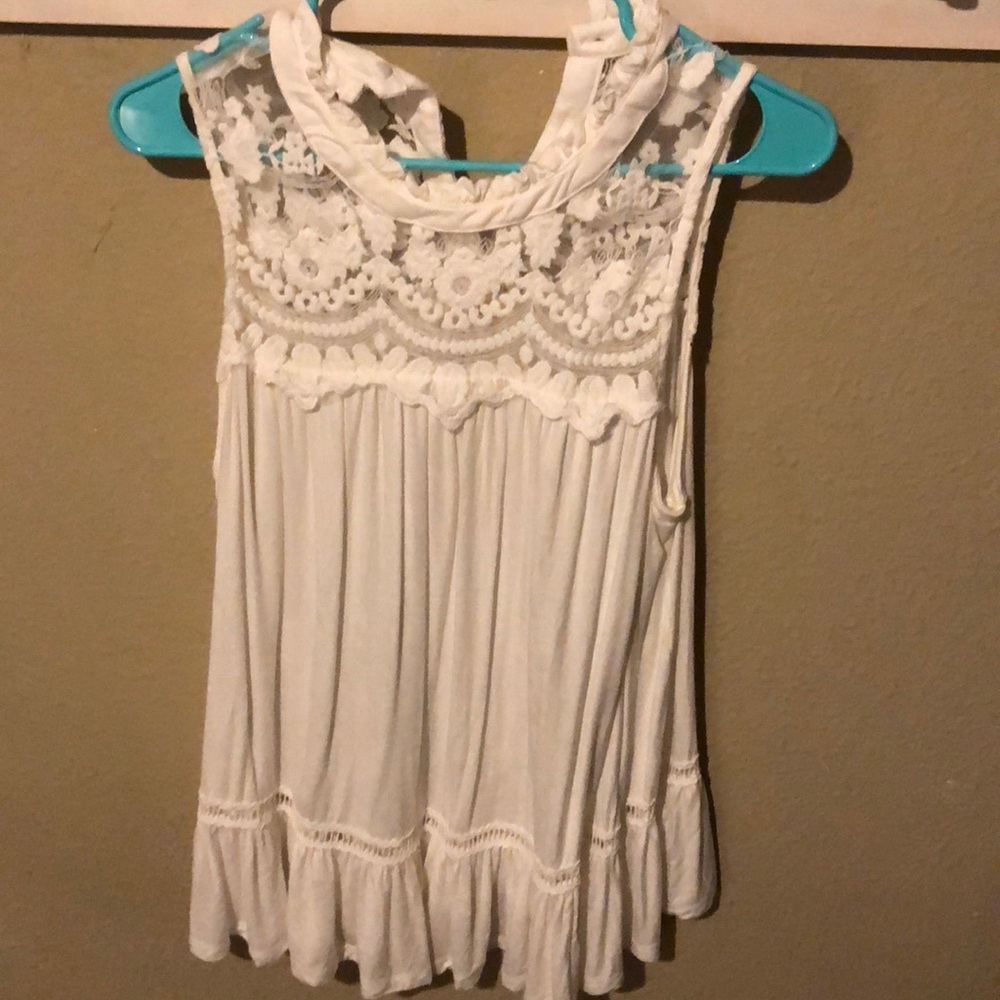 White lace tank